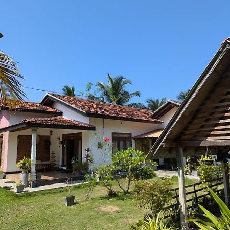 Aiden Homestay Passikudah Exterior photo
