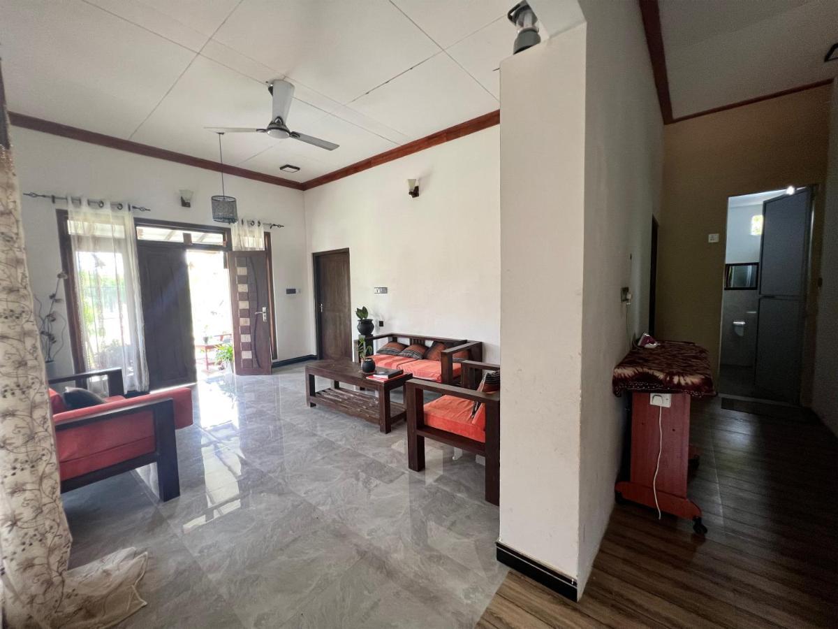 Aiden Homestay Passikudah Exterior photo